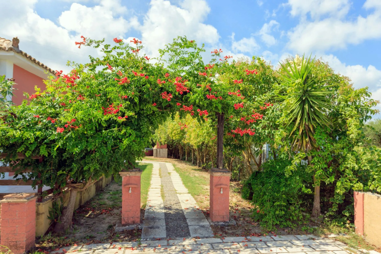 Augoustinos Villas