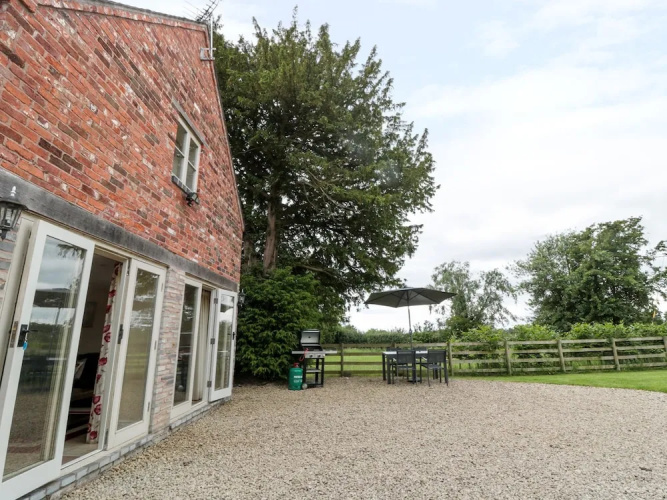 Woodside Barn