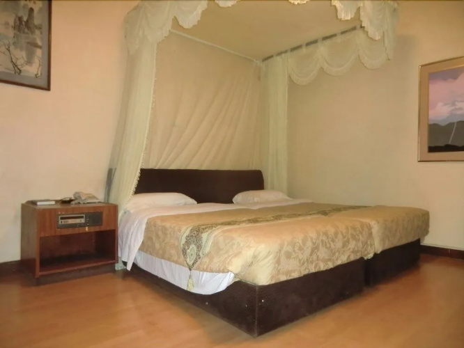 Fang Fang Hotel