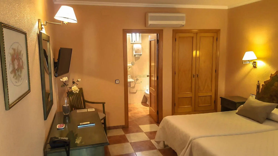 Salvador Hotel