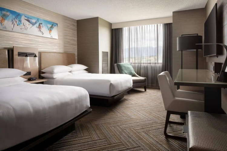 Colorado Springs MarriottOver view