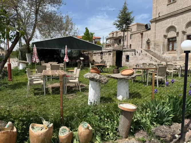 Karballa Hotel