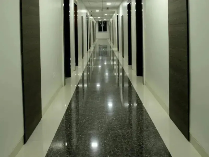 Hotel Raviraj