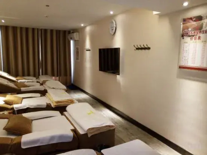 95 Hotel Chain Ziyun