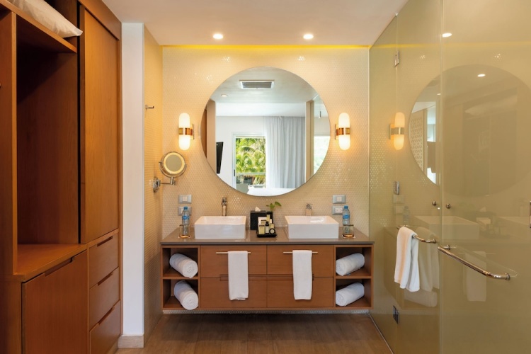 The Fives Beach Hotel & Residences photo 9
