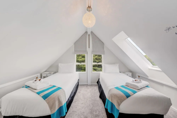 Woodside Bay Cottage