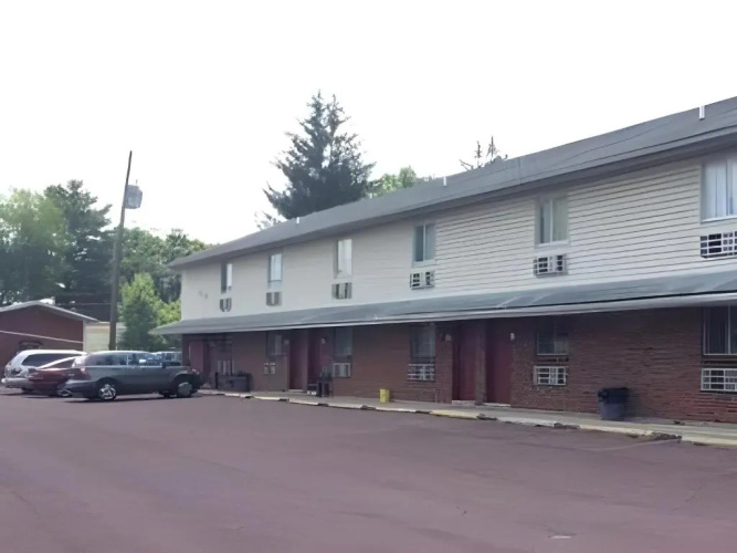 Knights Inn Center Valley - Bethlehem, PA