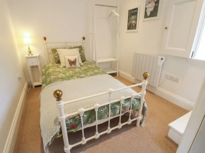 Moorhen Cottage
