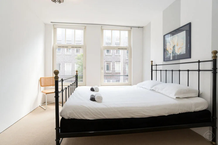 Oud-West Area Apartments