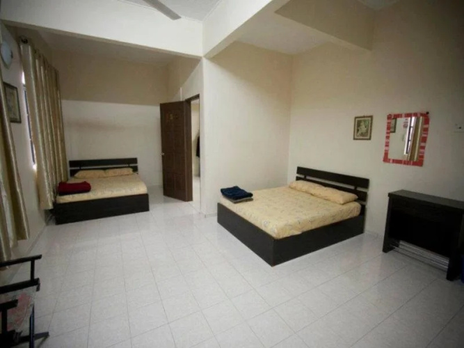 Muar Warni Villa 8