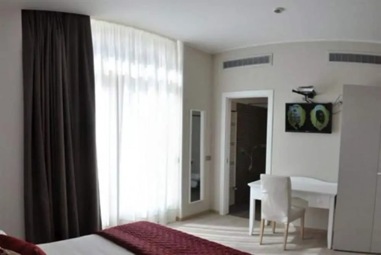 Standard Triple room with lake view