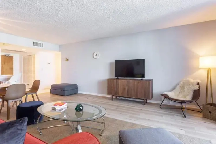1 Bedroom Superior Family room