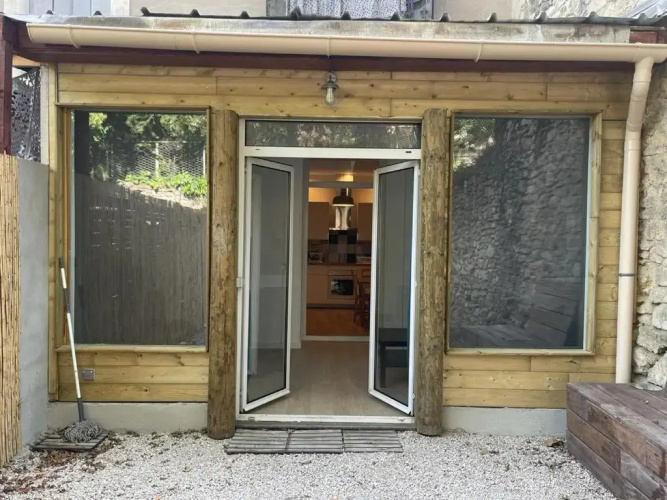 Joli F2 avec jardin