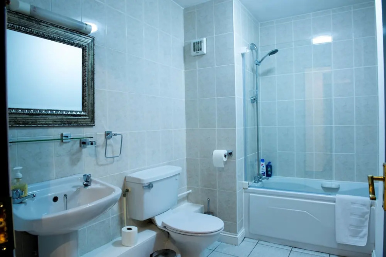 Luxury Executive Serviced Apartment