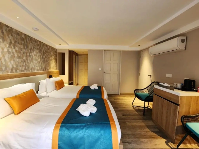 2 Bedrooms Suite
