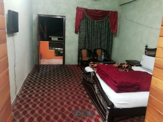 Hotel Four Star