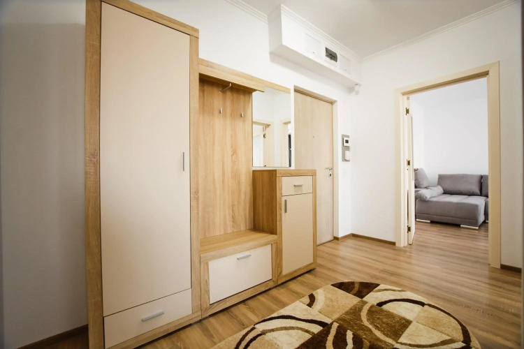 Bright & Elegant Central Apartment