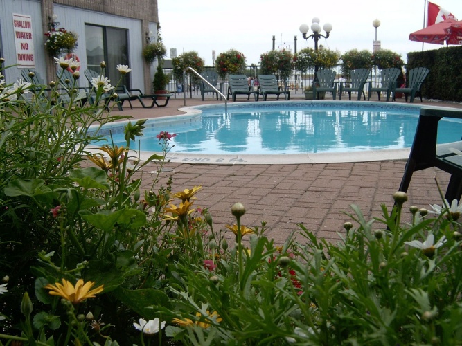 Confederation Place photo 8