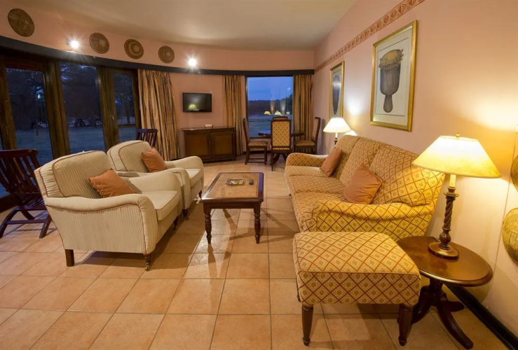 Hwange Safari Lodge