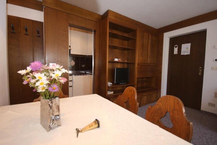 1 Bedroom Apartment with balcony