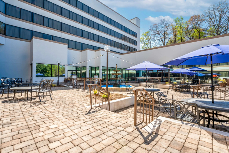 DoubleTree by Hilton South Charlotte Tyvola photo 29
