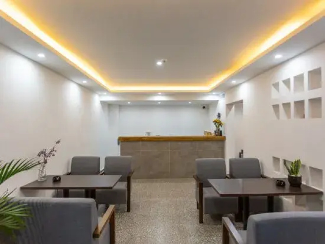 Luguhu Poju Inn