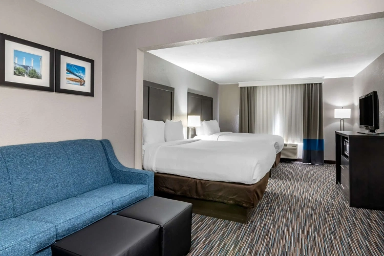 Standard Quadruple room