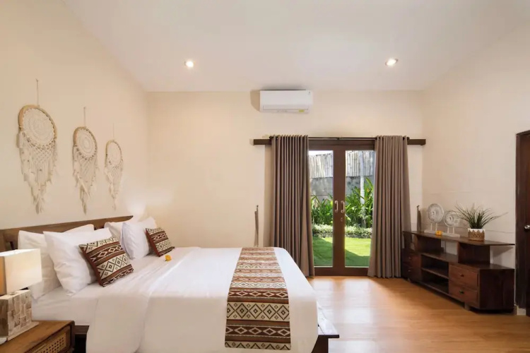 Red Lotus Villa Seminyak