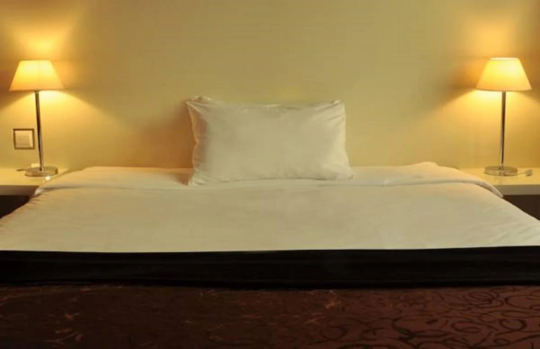 Kingsgate Hotel Abu DhabiOver view