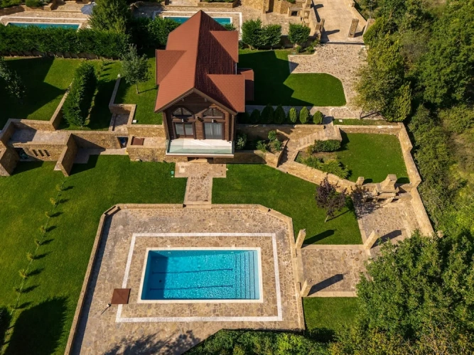 Deluxe Villa