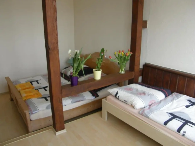 2 Bedrooms Apartment