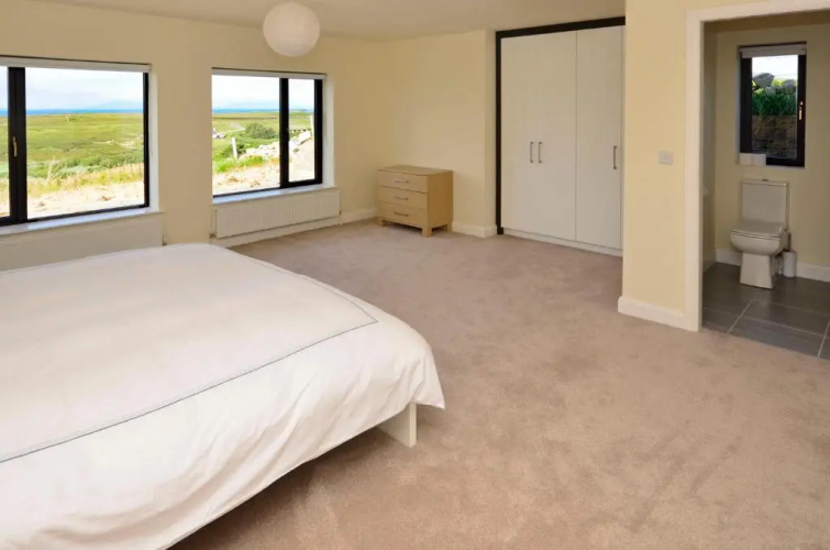 Property 260 Moyard