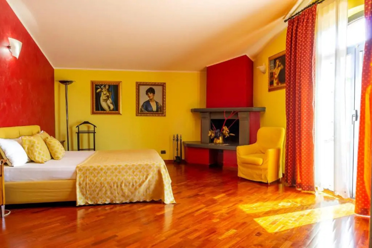 Villa Gialla
