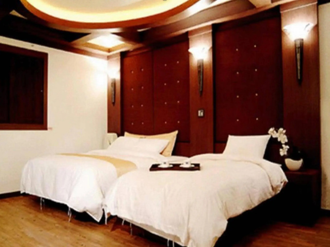 Hotel M
