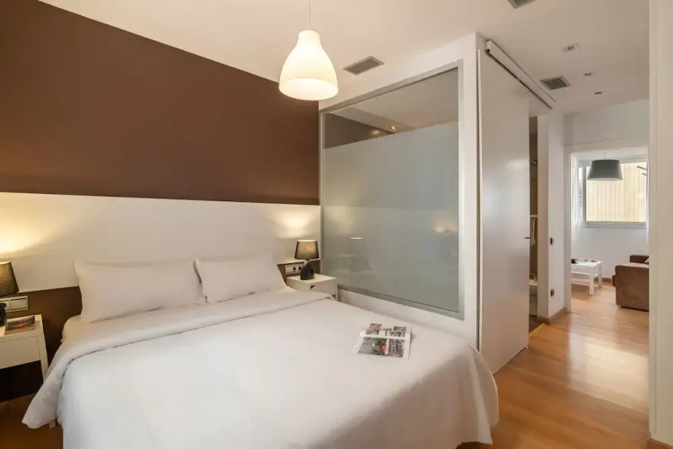 Casanova Apartments By Olala Homes