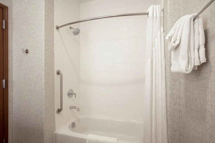 1 Bedroom Suite