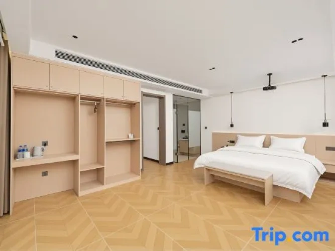 1 Bedroom Suite