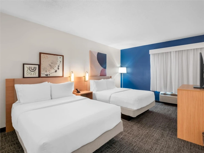 Quadruple Suite