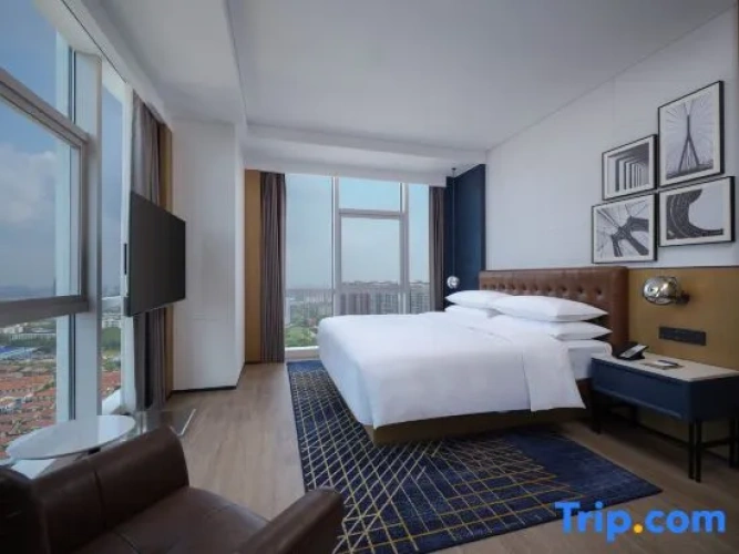 Premier Suite