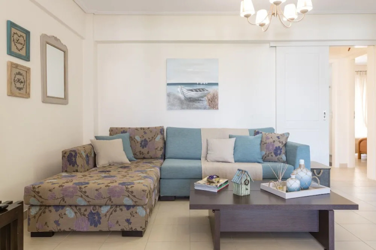 New stylish apartment with Sea View