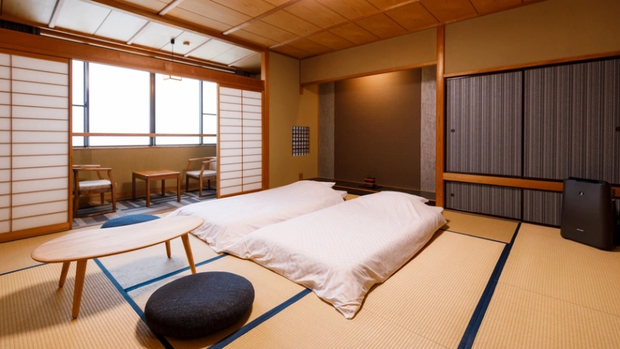 Standard room with lake view