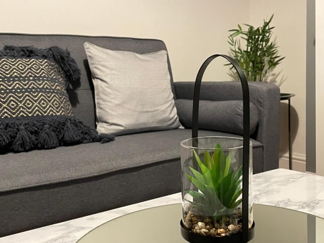 2 Bedrooms Cottage