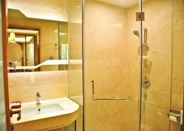 1 Bedroom Suite