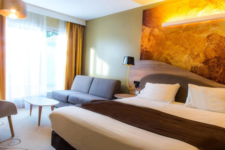 Holiday Inn Reims Centre by IHG (Chambres Rénovées)