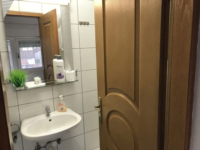 Comfort room