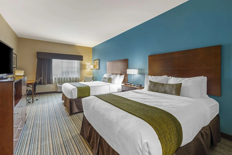 Standard Quadruple room