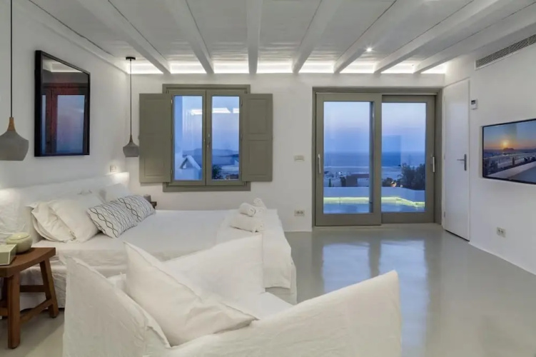 She Mykonos - The Residency