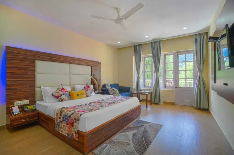 Pax Hotel Rock Villa