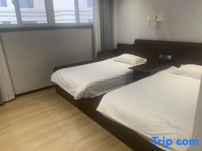 Premium Twin room
