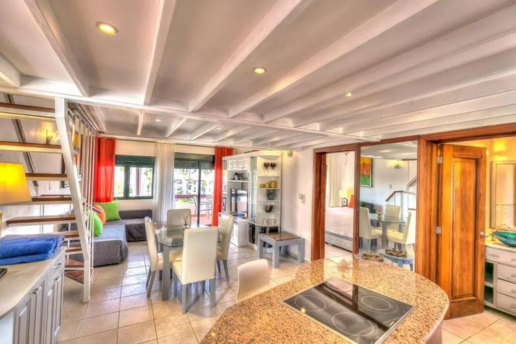 Beachfront apartment with Wifi & Cable TV - I-401